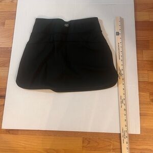 Daisy Fuentes Black Performance Skort with Reflective Logo